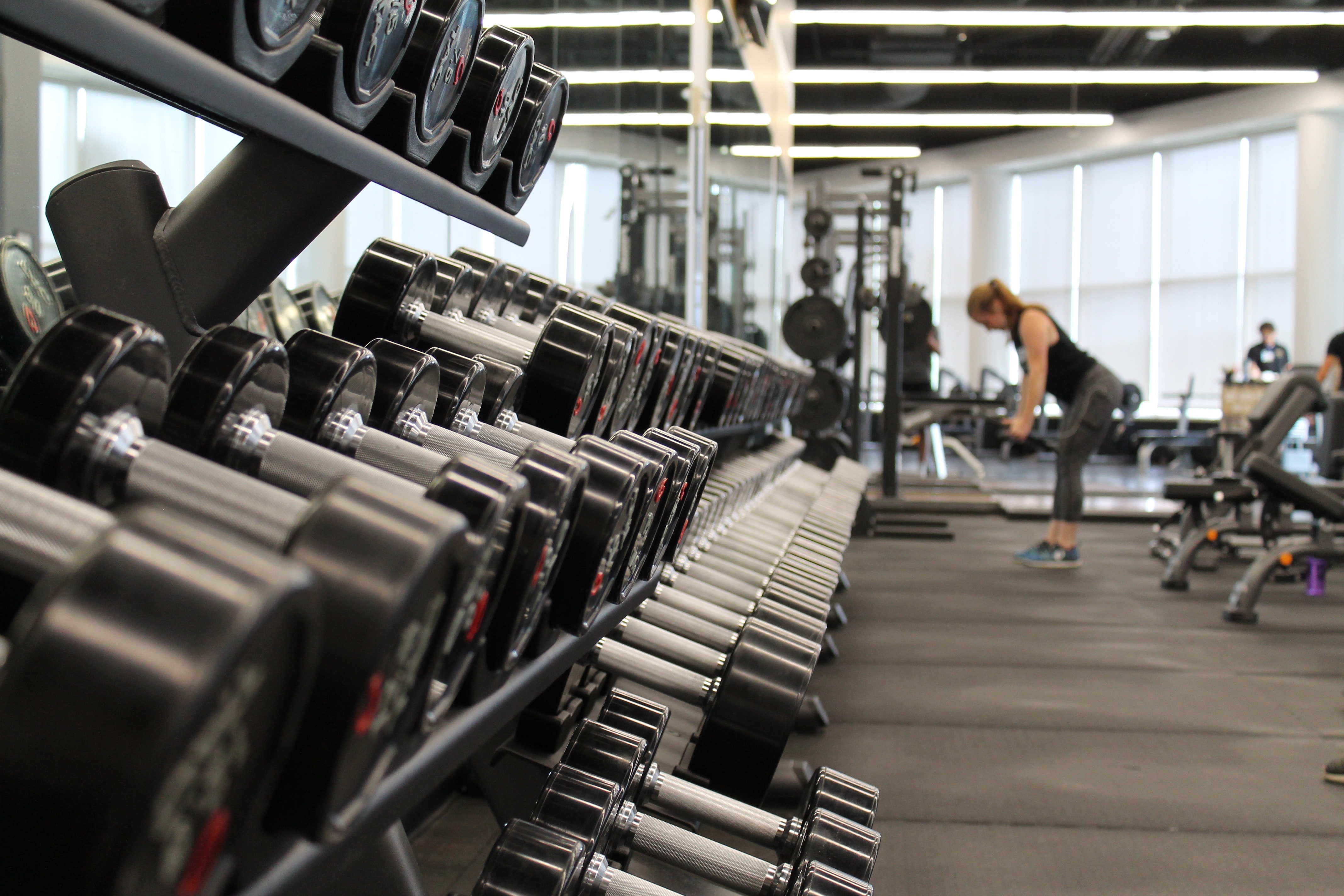 Oefeningen met dumbbells