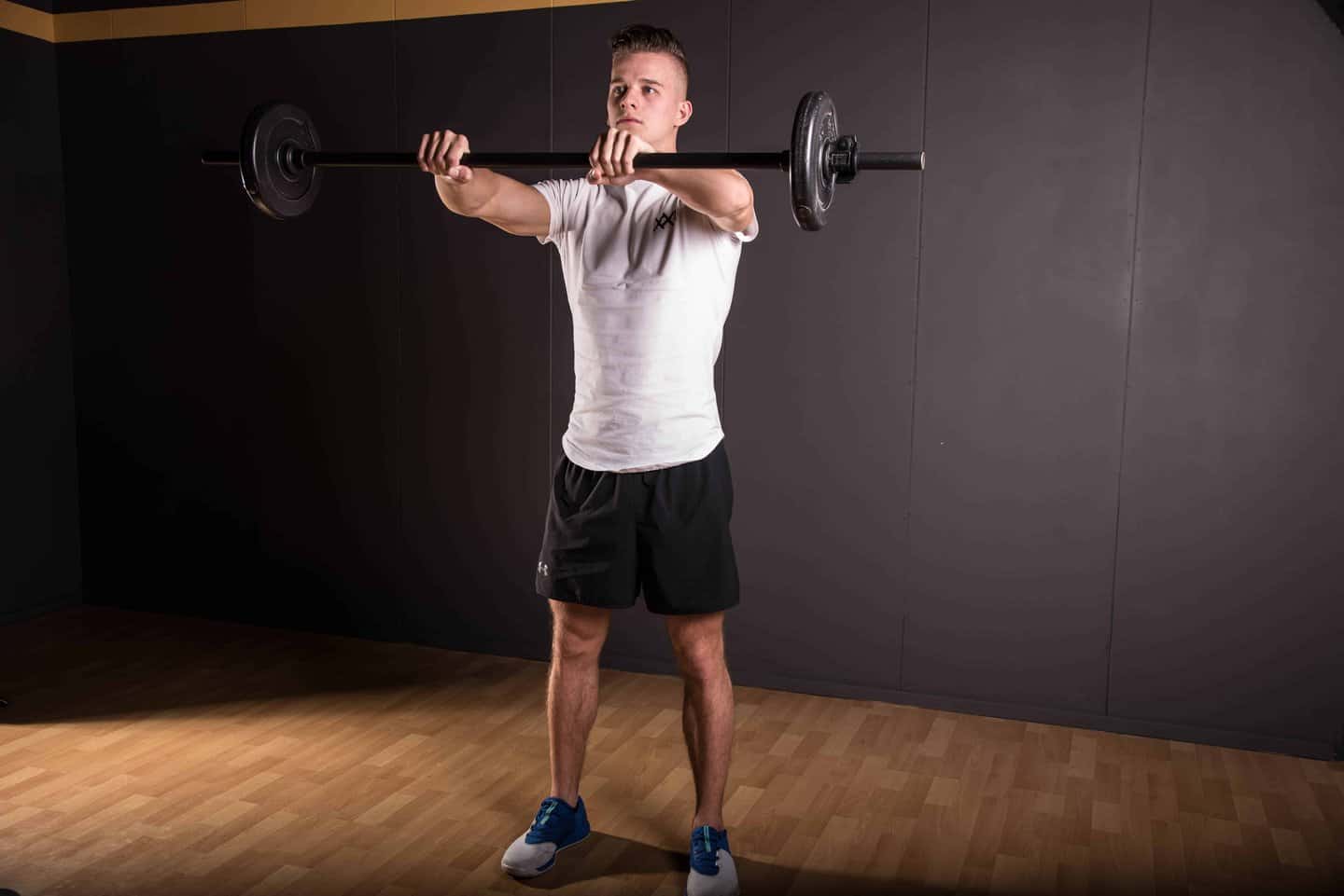 Barbell front raise