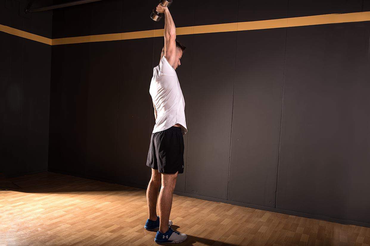 One arm dumbbell triceps extension