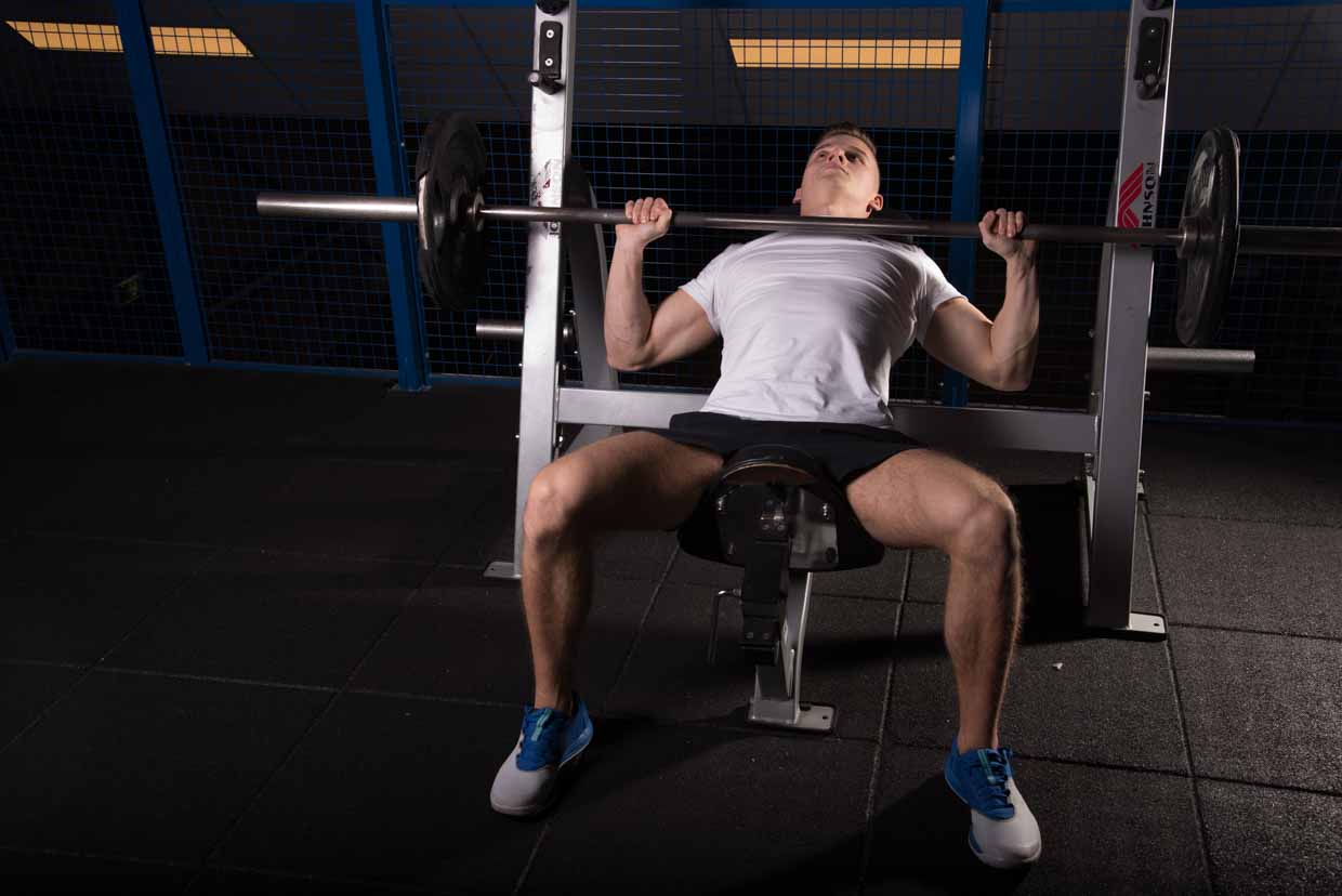 Incline Bench Press / Schuin bankdrukken