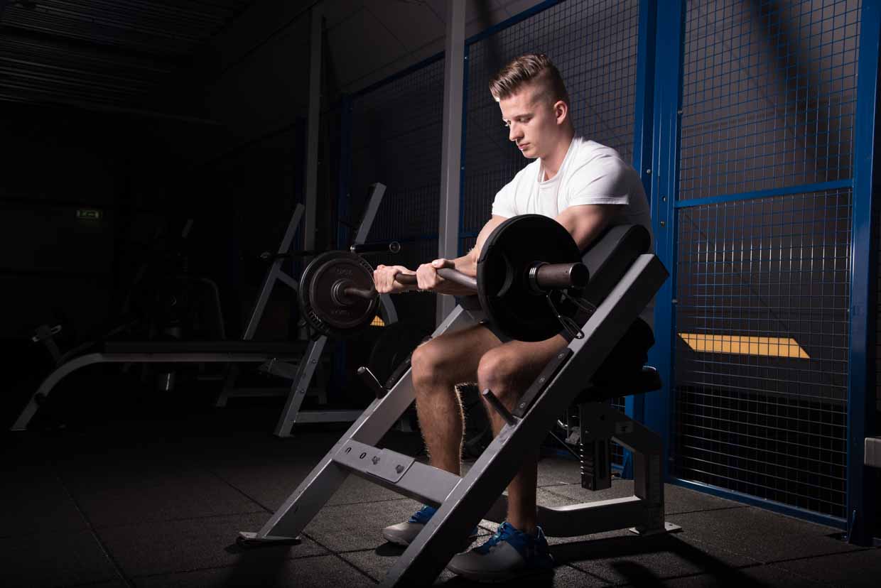 Barbell Preacher Curl