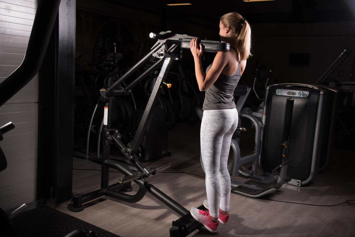 Machine standing calf raises